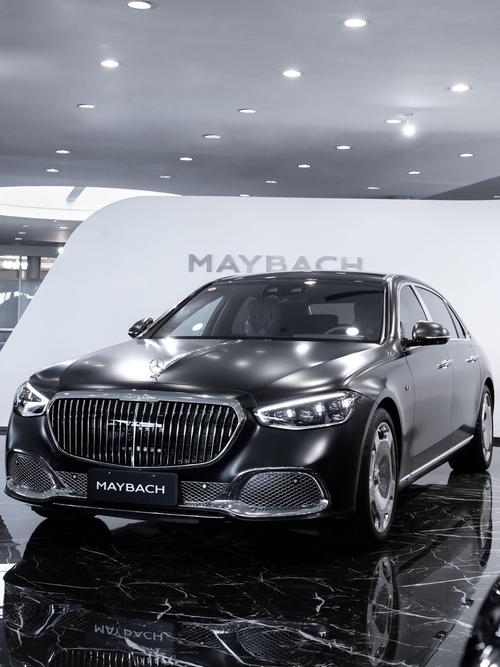 成都179岚图汽车的售后服务让用户无忧出行，迈巴赫未来的豪华车趋势